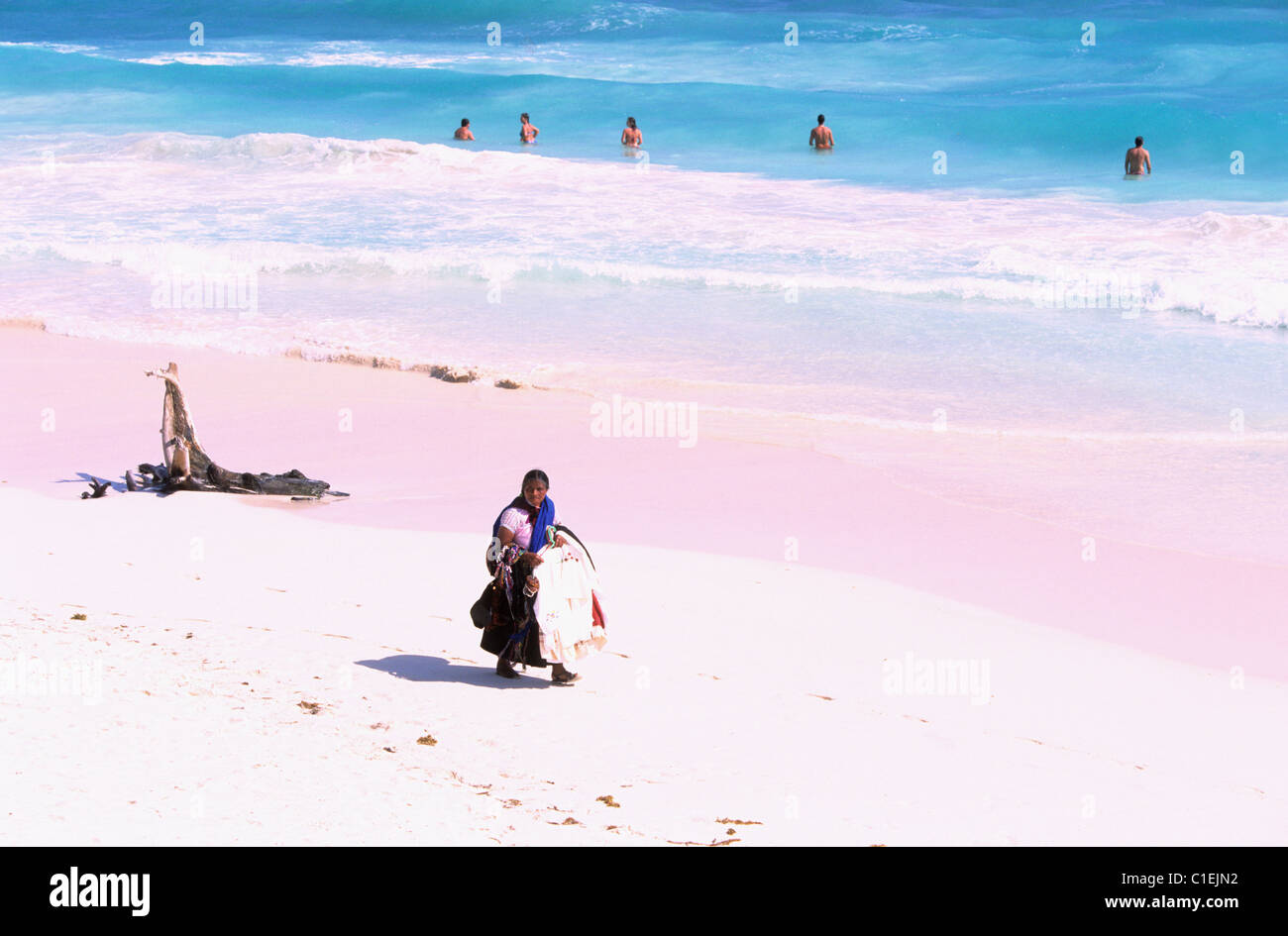 Mexiko, Quintana Roo Zustand, Riviera Maya, Kunst und Handwerk Verkäufer am Strand Stockfoto