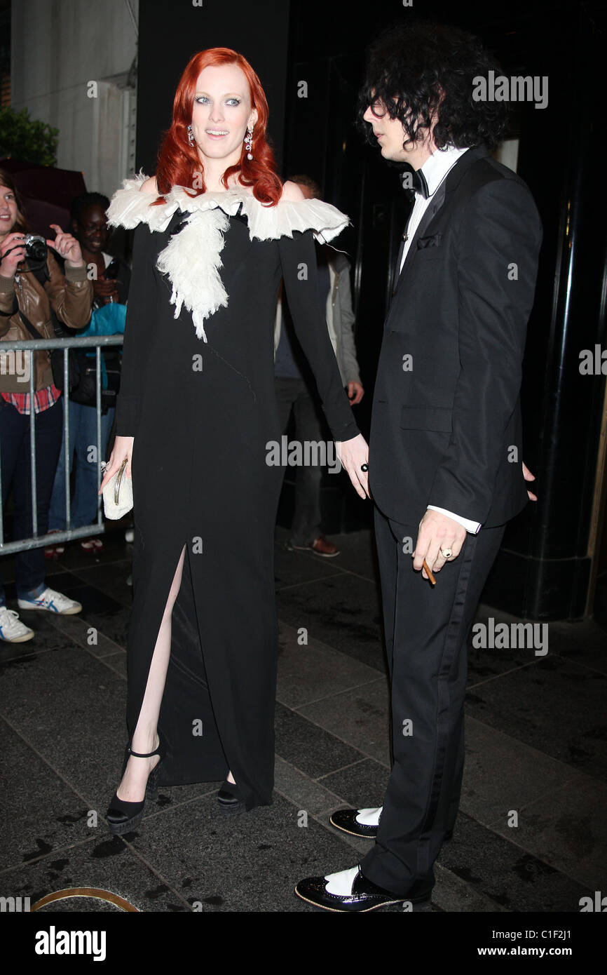 Karen Elson And Jack White Stockfotos Und Bilder Kaufen Alamy