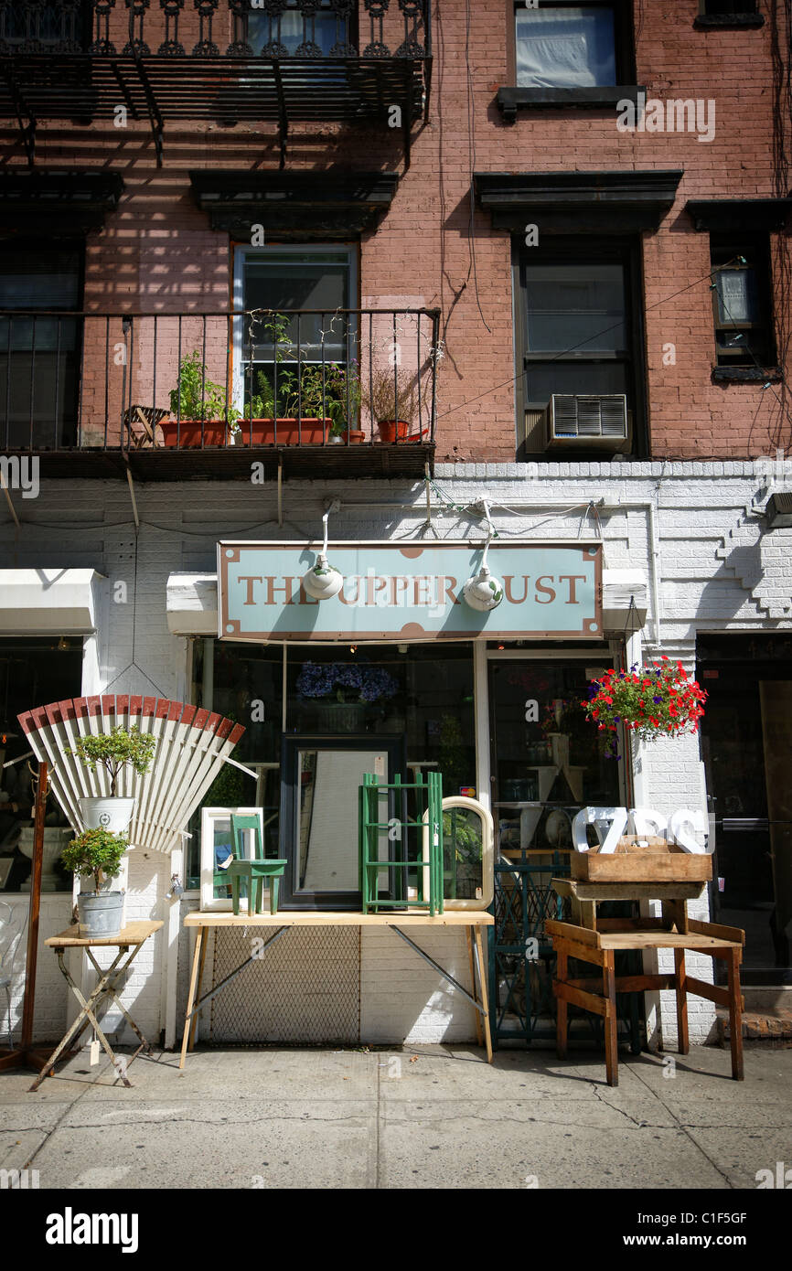 Kleines Geschäft in der Nähe von Saint Mark's Place, East Village, Manhattan, New York City Stockfoto