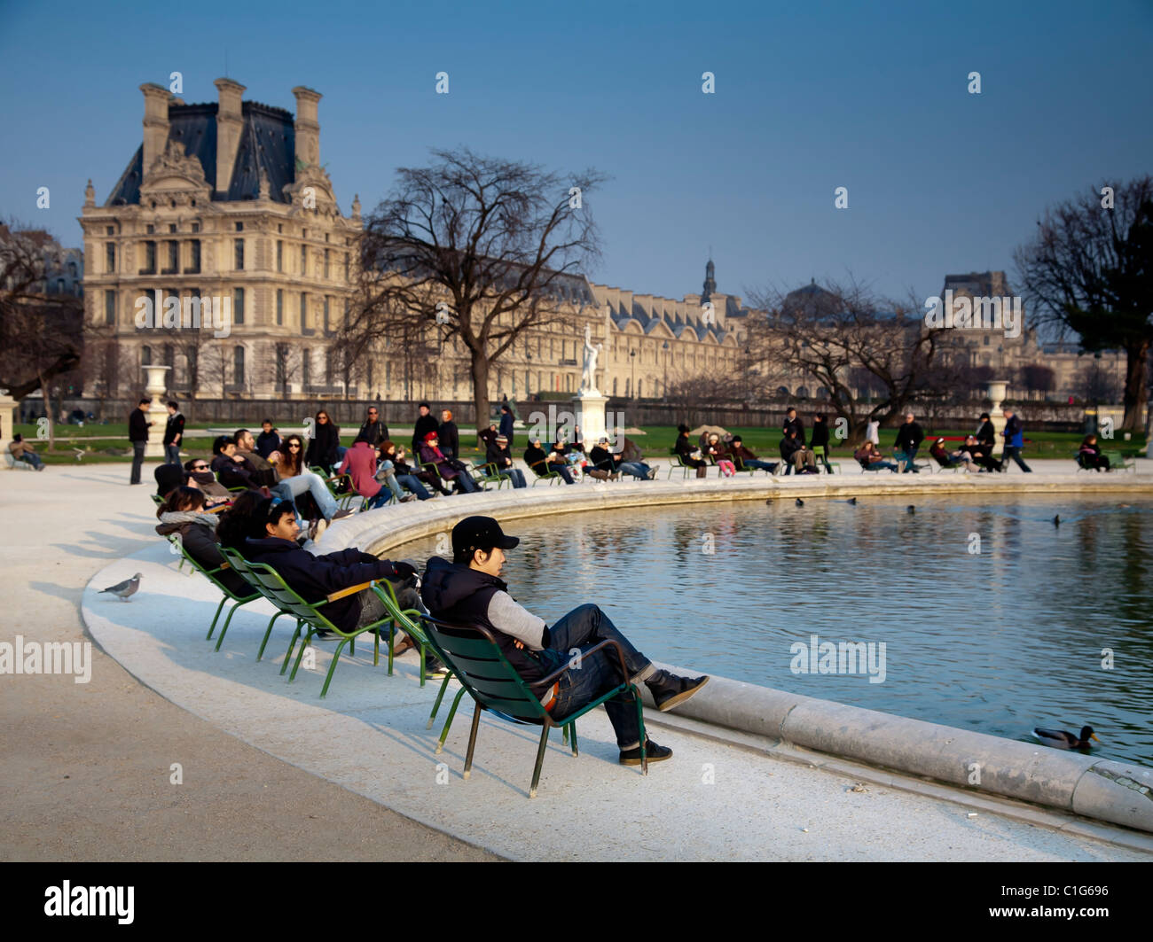 Louvre-Museum vom Jardin des Tuileries. Paris, Frankreich, Europa. Stockfoto