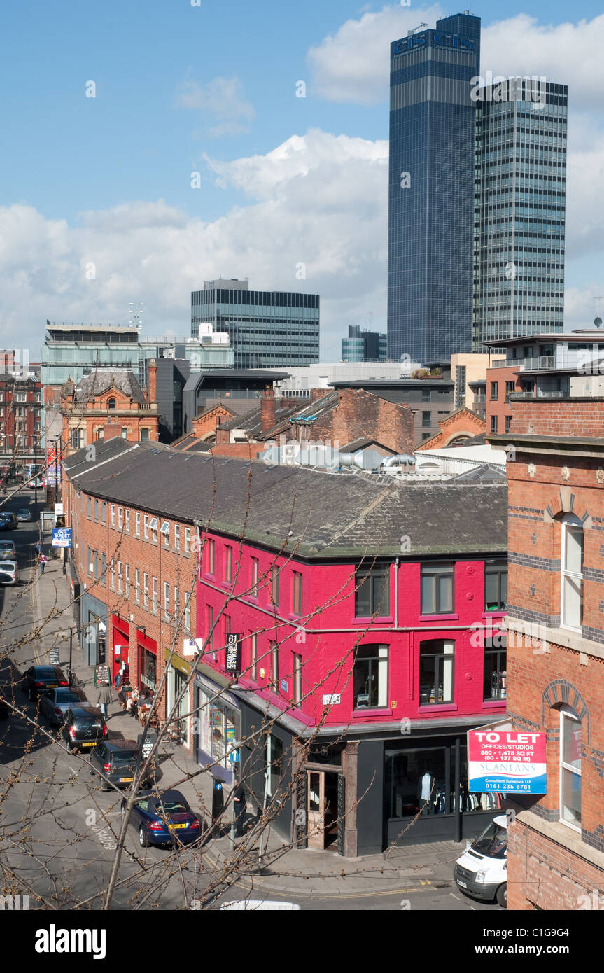 Manchester, Northern Quarter blicken in Richtung GUS Gebäude im Stadtzentrum. Stockfoto
