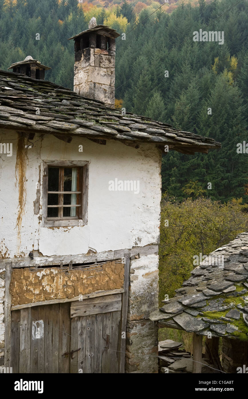 Kosovo Dorf, in der Nähe Balneological Complex Narechenski bani, Smolyan Bezirk, alte bulgarische Architektur, Osteuropa Stockfoto