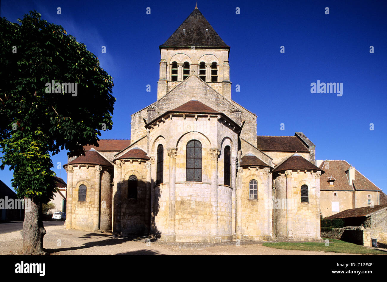 Frankreich, Cher, La Celle, Romanesue Kirche Stockfoto