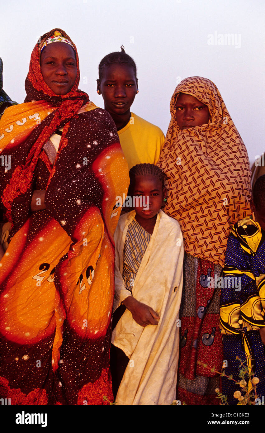 Mali, Gruppe Frauen Bozo ethnischer Minderheiten leben an den Ufern des Flusses Niger Stockfoto