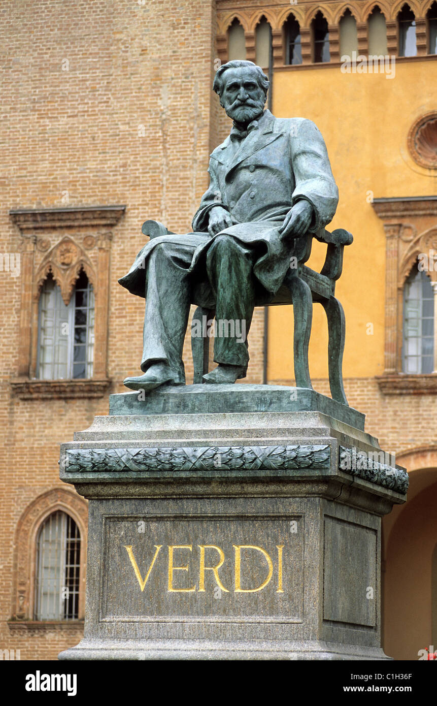 Italien, Emilia Romagna, Piazza Giuseppe Verdiin Busseto in der Nähe von Parma Stockfoto