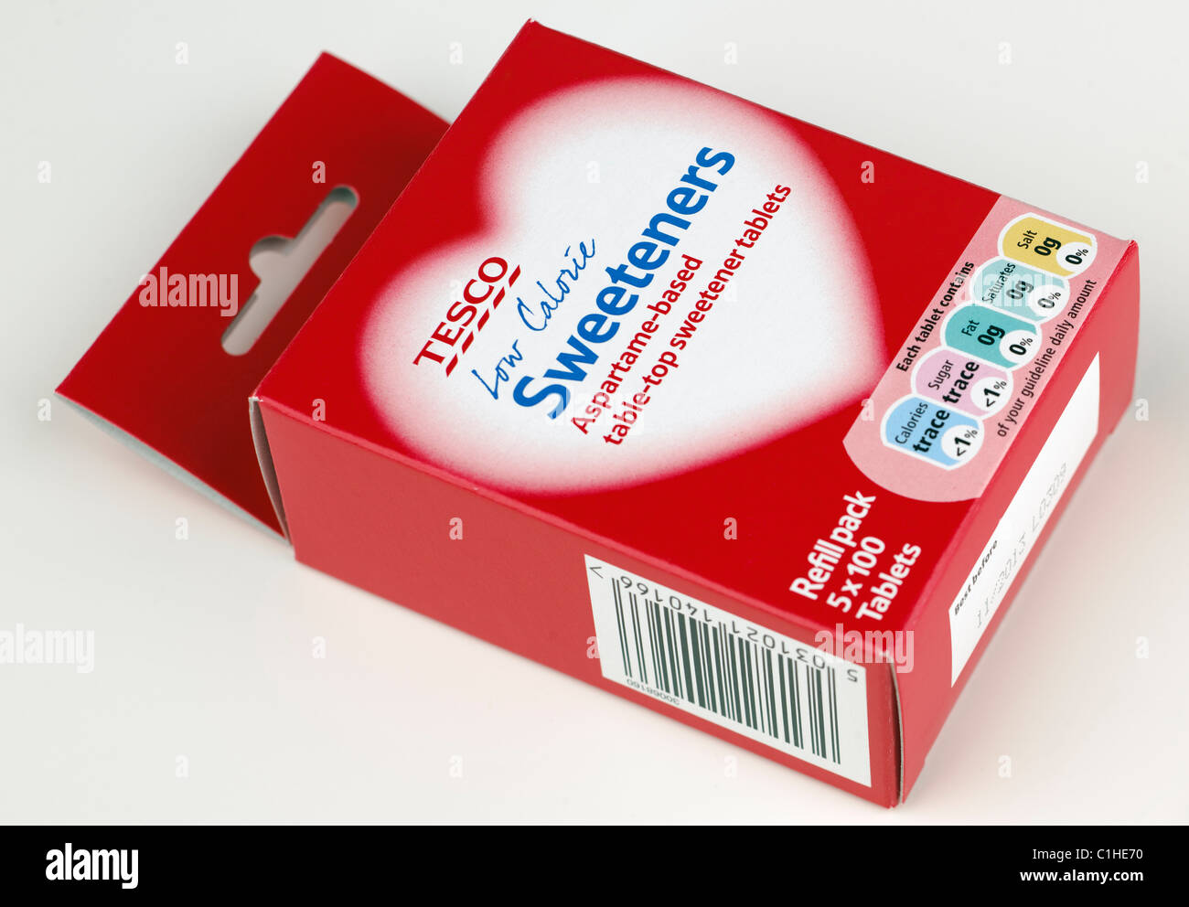 Nachfüllpackung für 5 100 Tesco kalorienarme Aspartam basierte Süßungsmittel Stockfoto