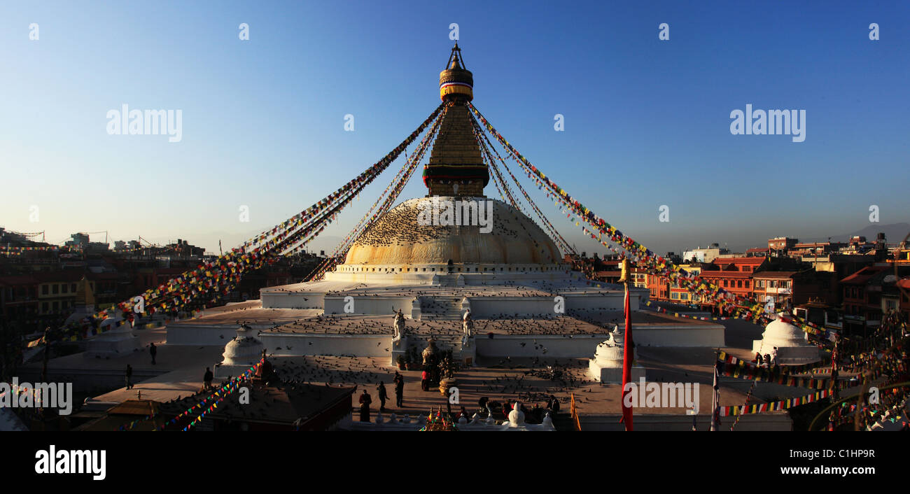 Stupa in Boddhanath Boddha Nepal Himalaya Gebetsfahnen Stockfoto