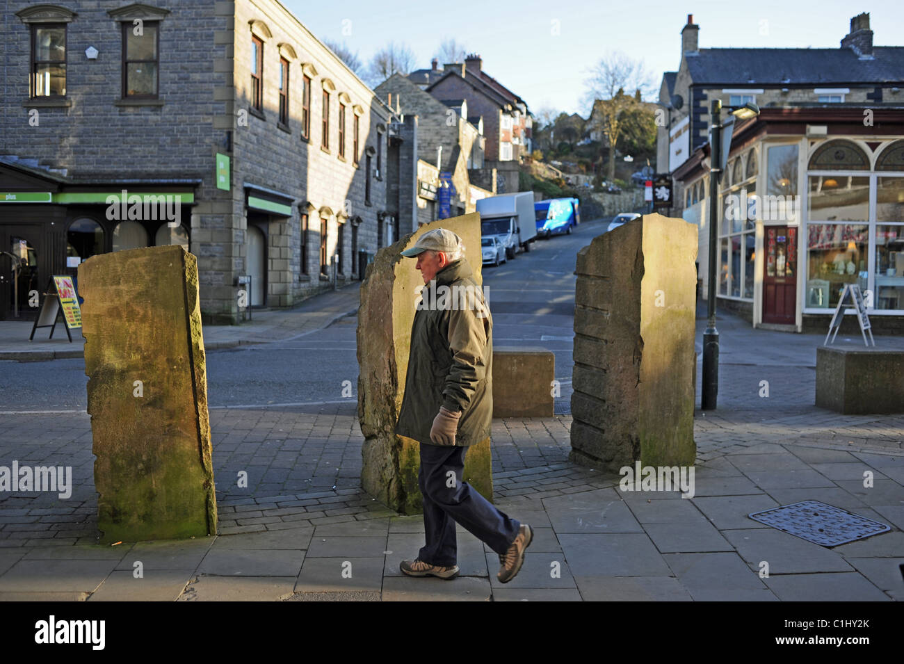 Stein-Skulpturen in Buxton wichtigsten Einkaufsviertel und Bezirk im Peak District Derbyshire UK Stockfoto