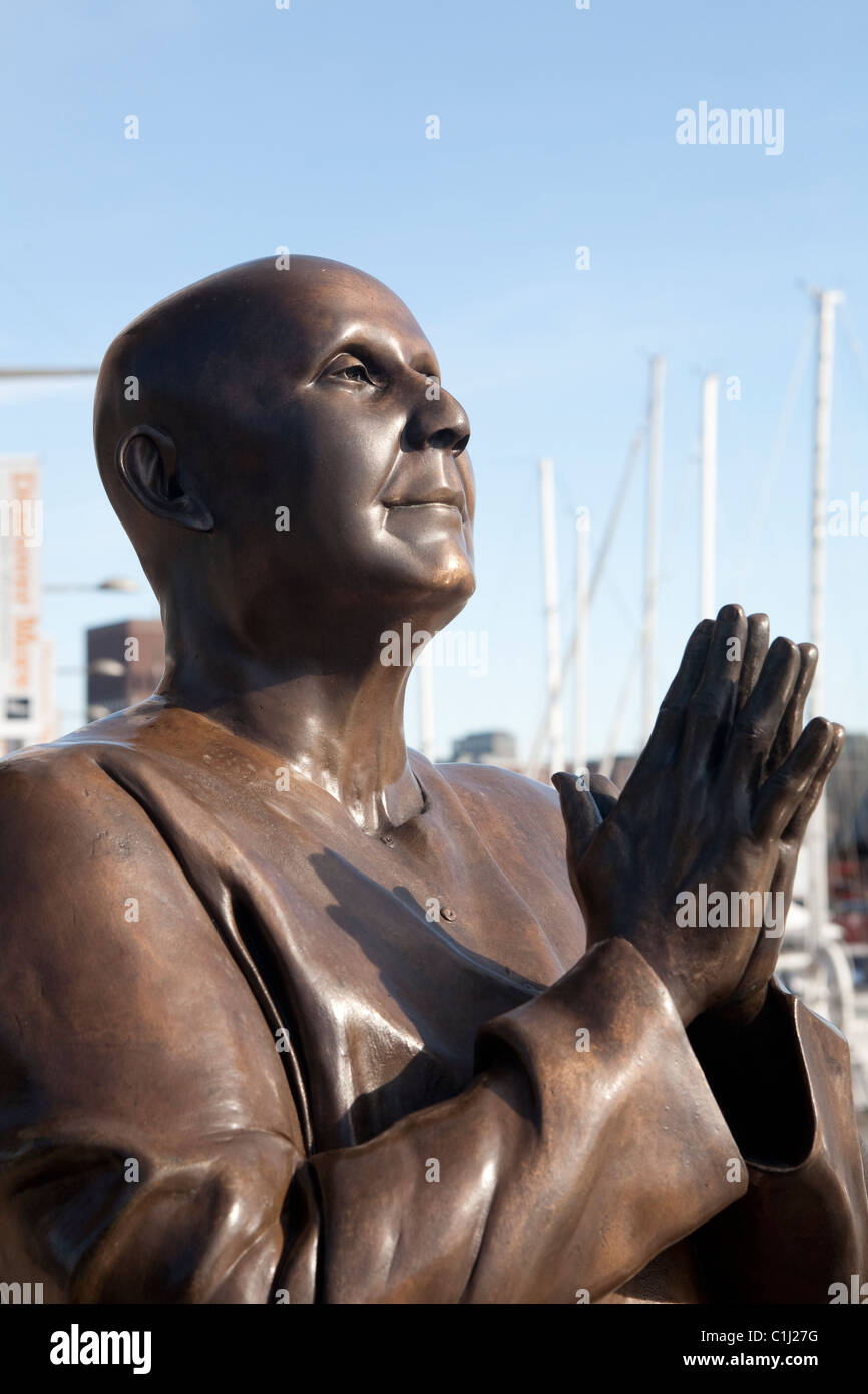 Ewigen Frieden Flamme Statue bei Aker Brygge, Oslo, Norwegen. Foto: Jeff Gilbert Stockfoto