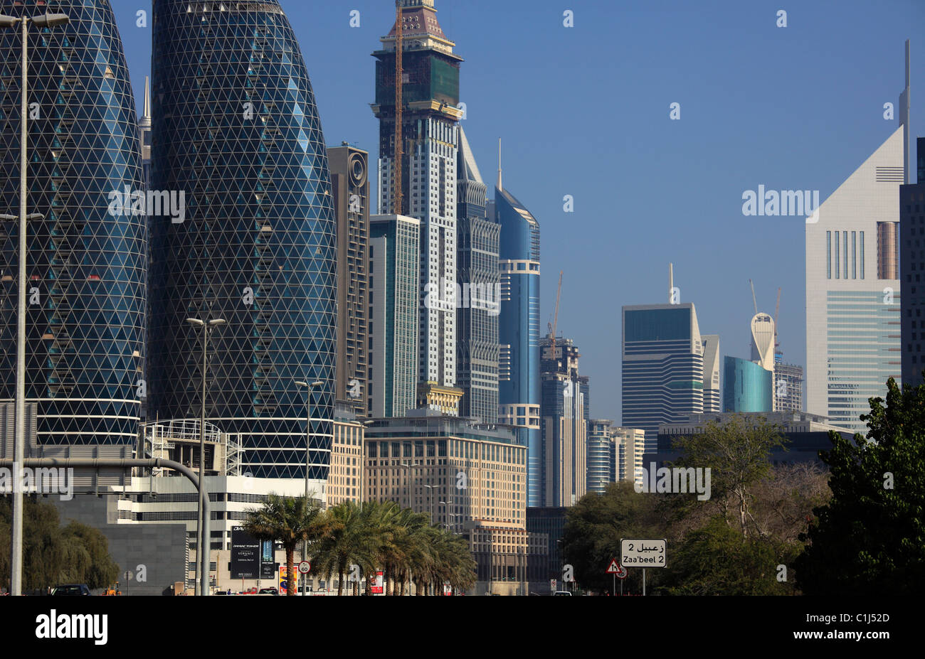 Vereinigte Arabische Emirate, Dubai, Sheikh Zayed Road, Wolkenkratzer, Stockfoto