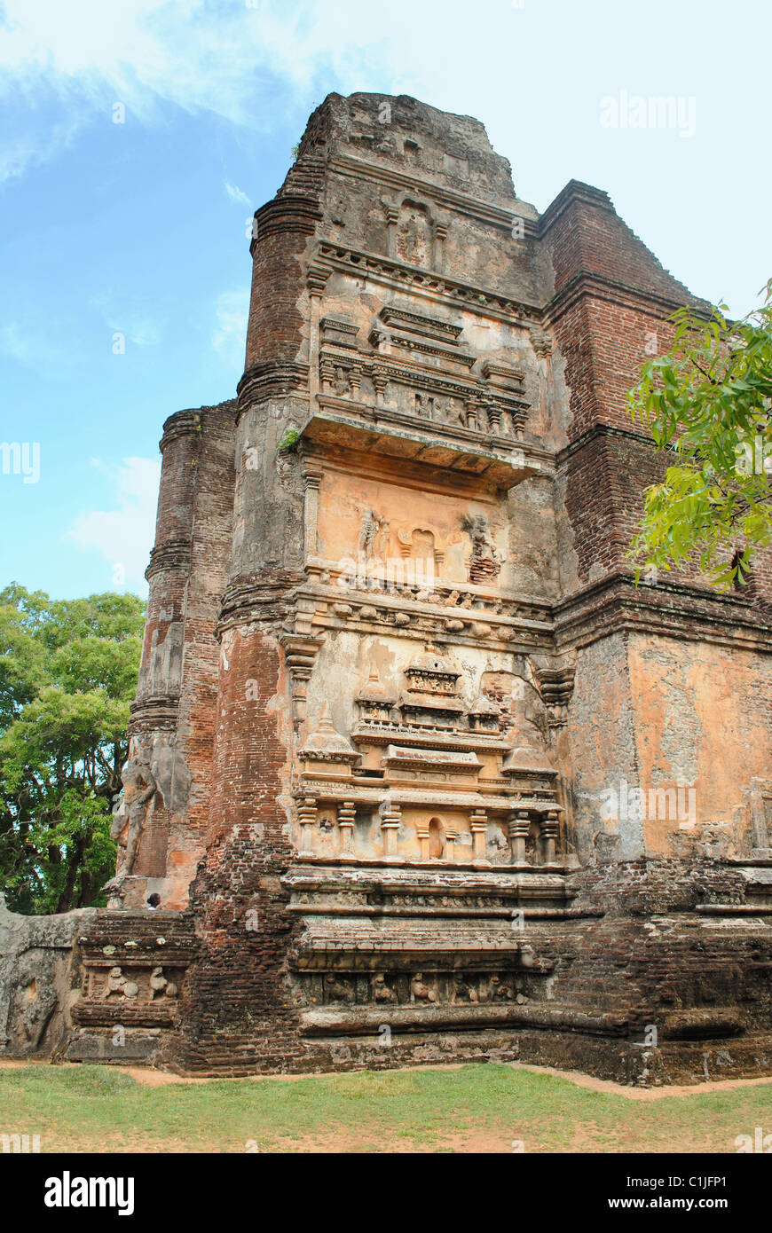 Lankatileke vihara in Polonnaruwa, Sri Lanka. Es ist einer der prächtigsten buddhistischen Schreine in Asien im 12. Jahrhundert. Stockfoto