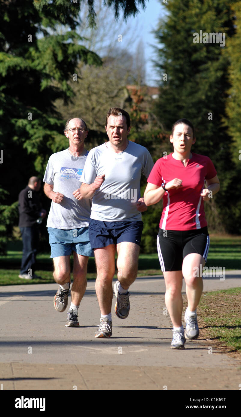 Läufer in Brueton Parkrun, Solihull, Großbritannien Stockfoto