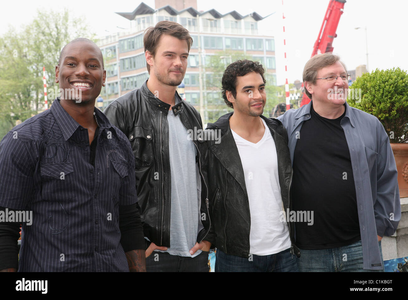 Josh Duhamel, Tyrese Gibson, Ramon Rodriguez und Lorenzo di Bonaventura "Transformers: Revenge Of The Fallen" Fototermin bei der Stockfoto