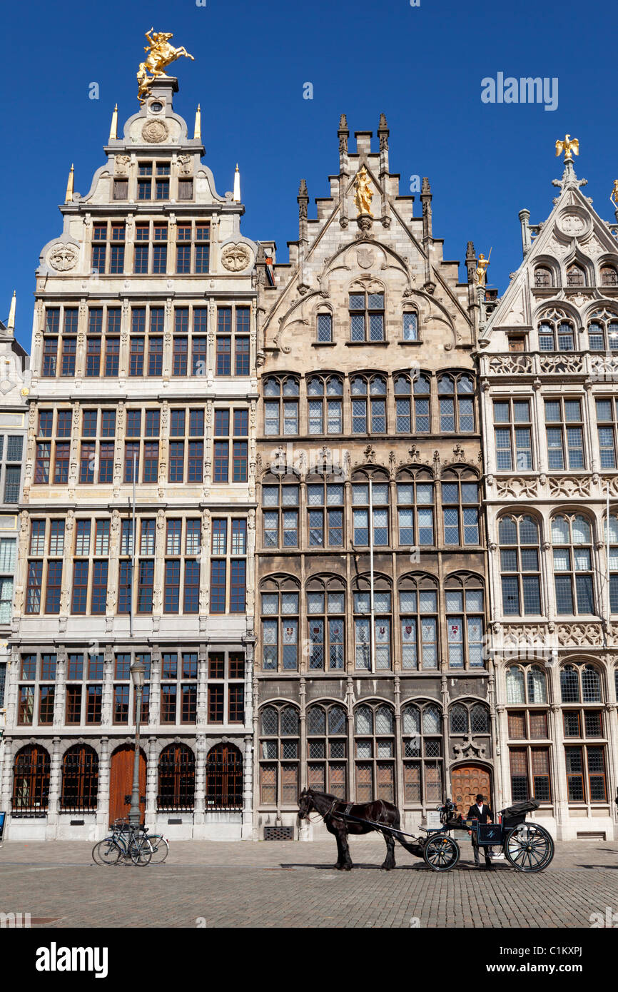 Flämische Häuser auf dem Grote Markt in Antwerpen, Belgien Stockfoto