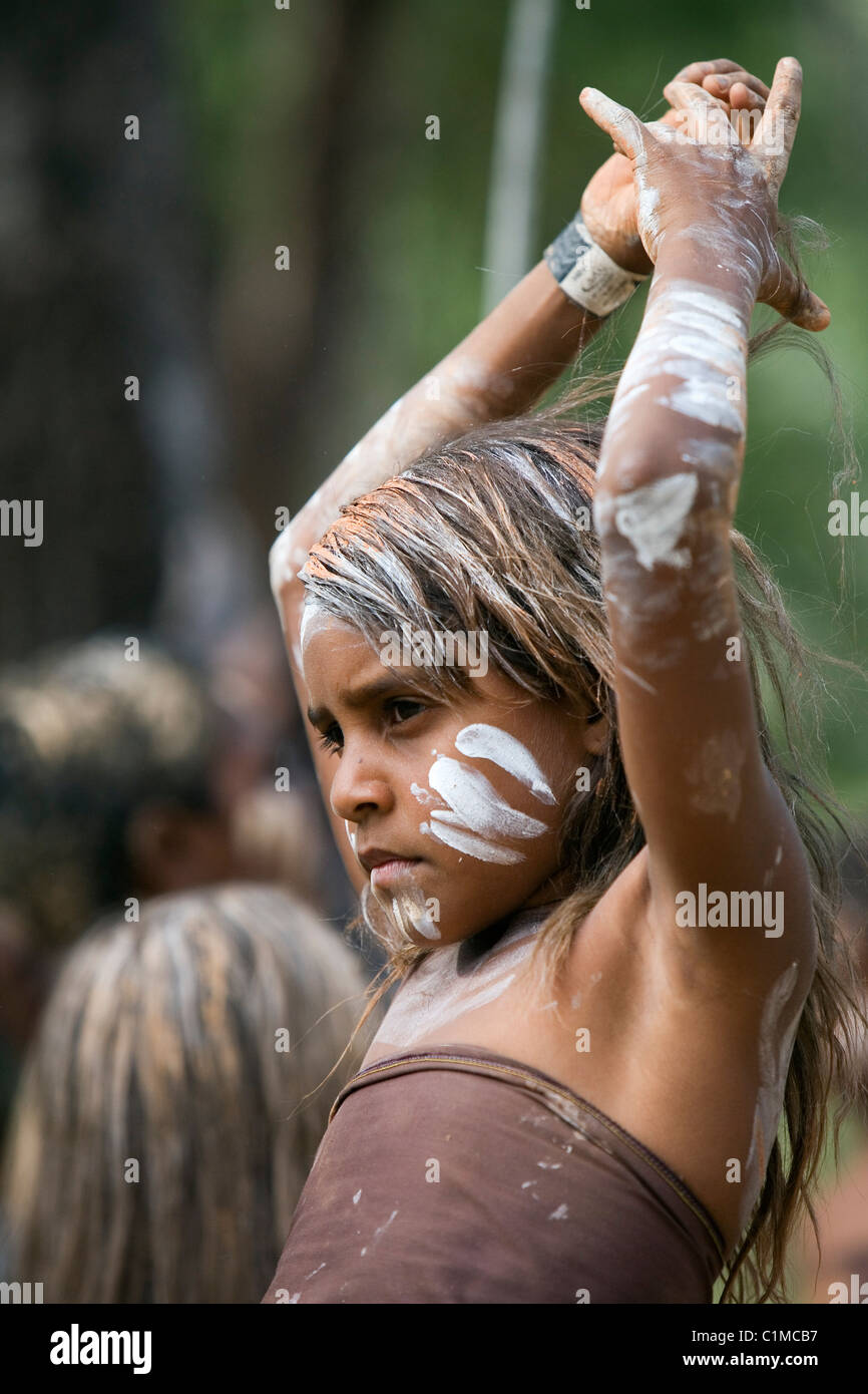 Junge einheimische Mädchen.  Laura Aboriginal Dance Festival, Laura, Queensland, Australien Stockfoto