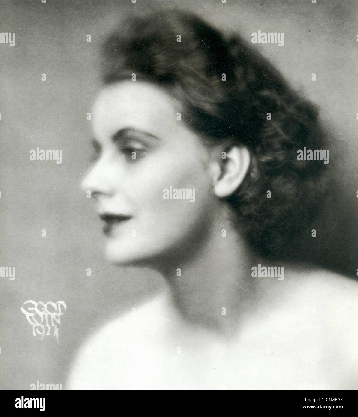 Schwedische Schauspielerin GRETA GARBO (1905 – 1990) 1924 in Weichzeichner fotografiert Stockfoto