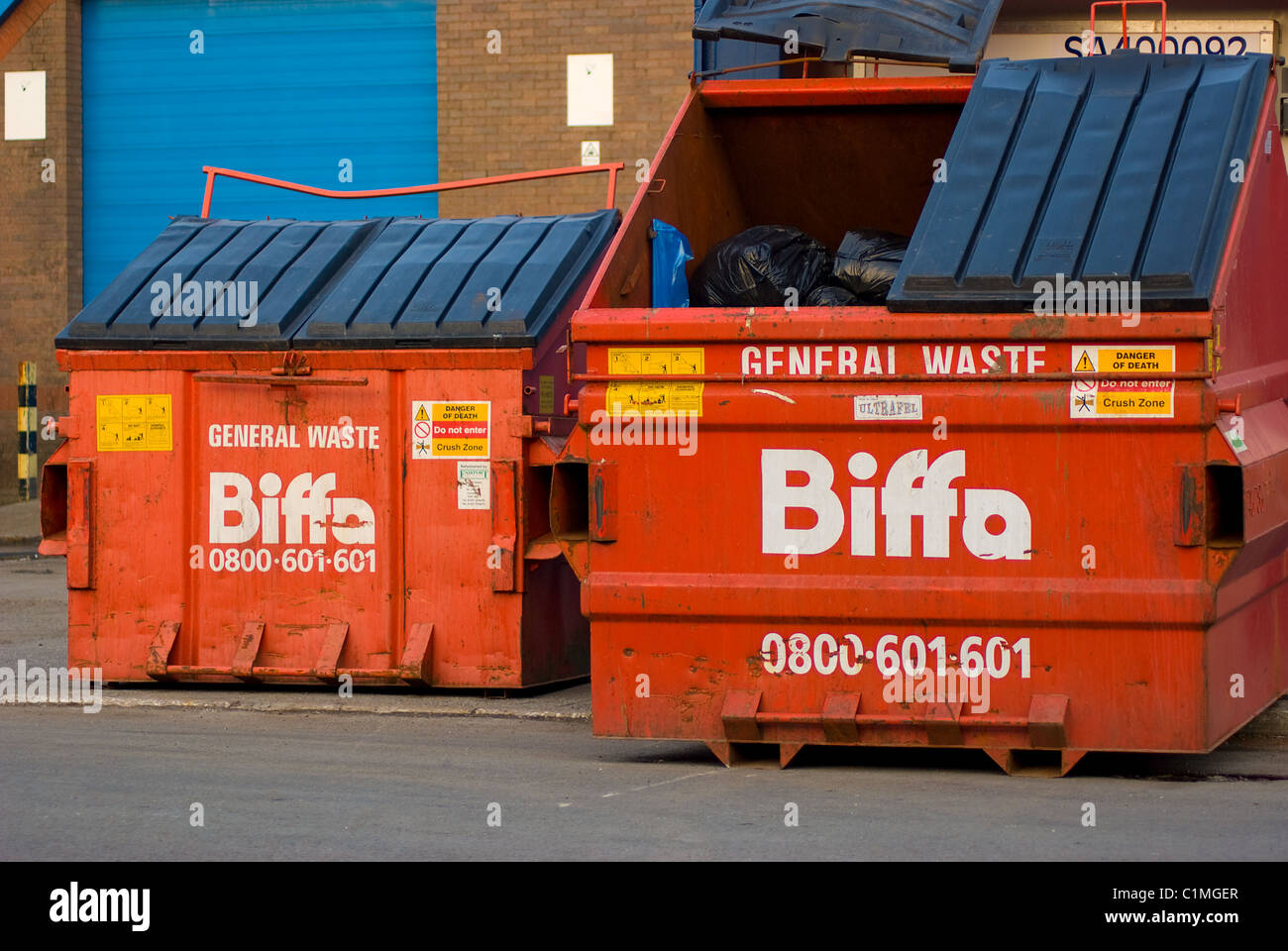 Biffa Abfall-Behälter Stockfoto