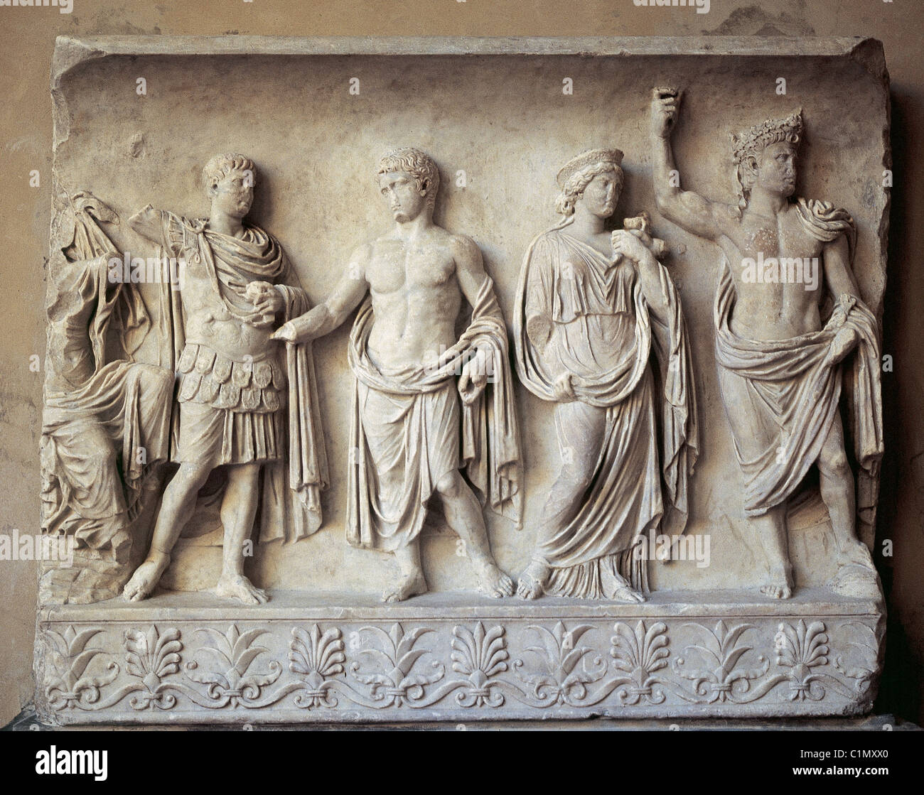 Römische Kunst. Italien. Relief von einem römischen Grabstein. Kirche St. Vital. Ravenna. Stockfoto