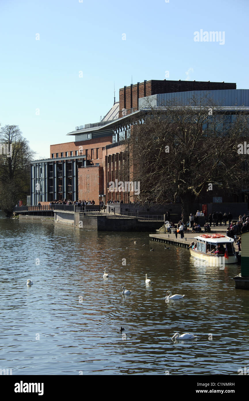 Die neue Royal Shakespeare Theatre am Fluss Avon in Stratford bei Avon Warwickshire England UK Stockfoto