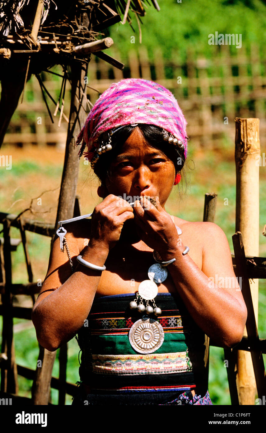 Laos, Louang Namtha, Iko Stamm Stockfoto