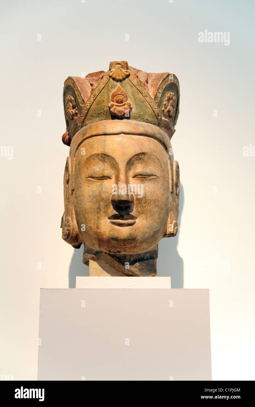 Leiter einer damit verbundenen Bodhisattva, ca. 550-60; Nördliche Qi-Dynastie (550 – 77), Stockfoto