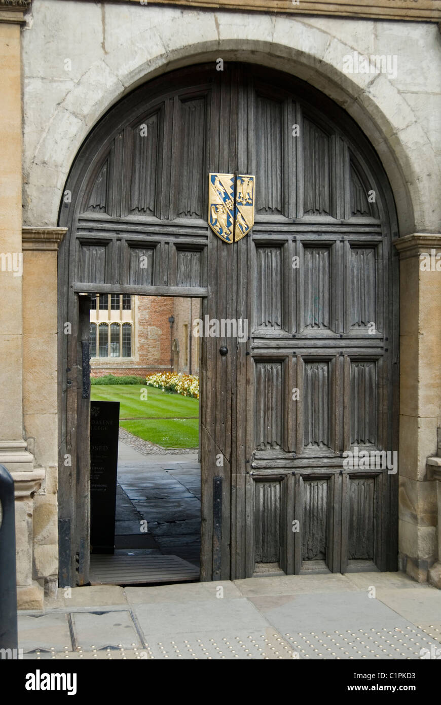 England, Cambridge, Magdalene College Tür Stockfoto