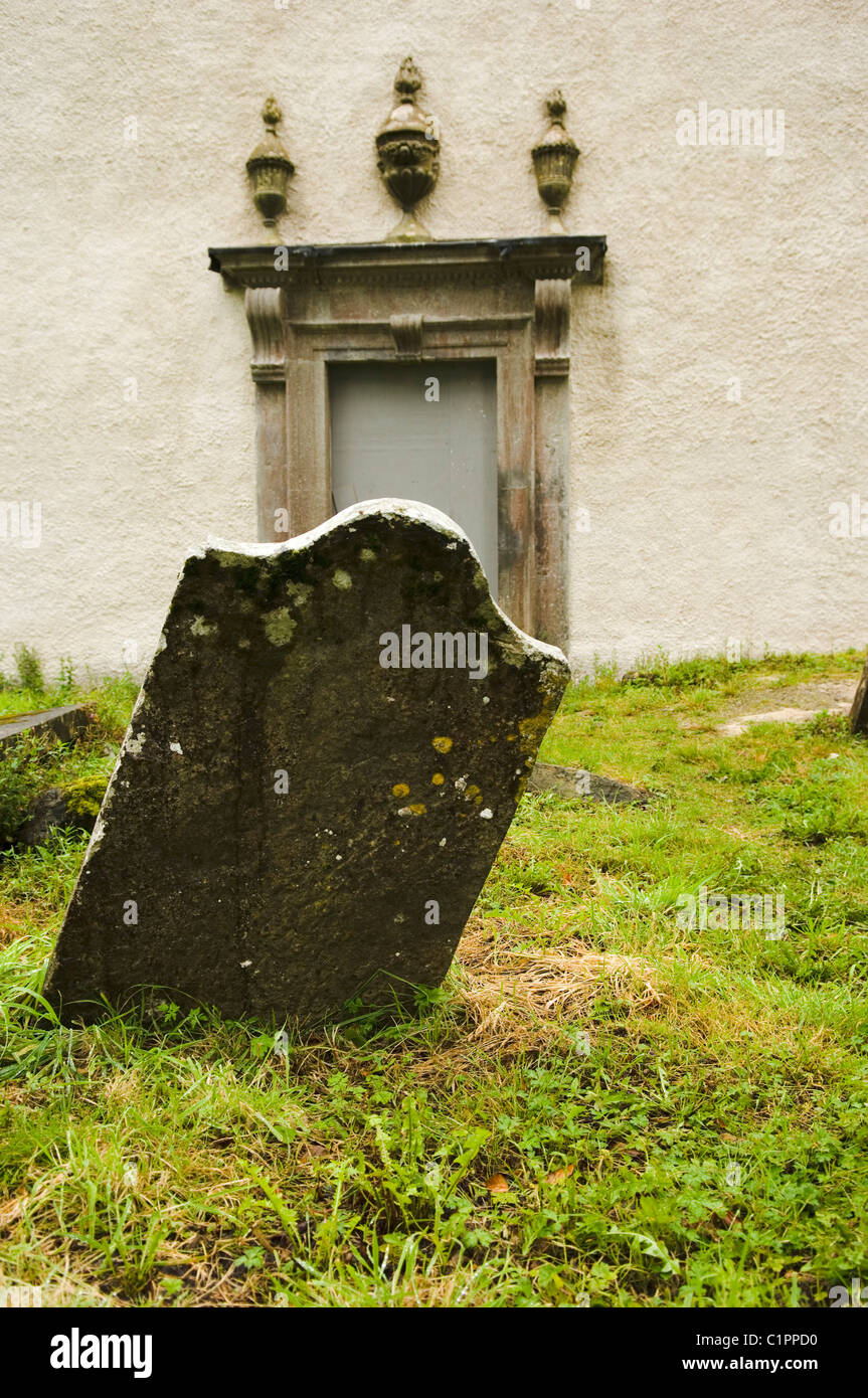 Republik von Irland, Grafschaft Westmeath, Durrow Abtei, Grabstein Stockfoto