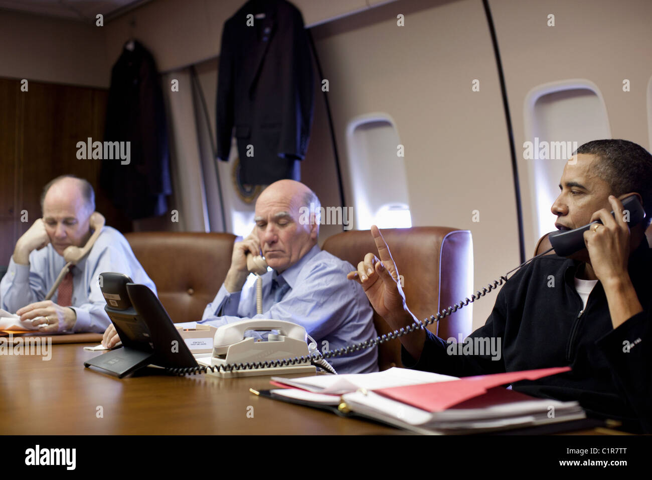 Präsident Barack Obama spricht mit der britische Premierminister David Cameron über die Situation in Libyen. 22. März 2011 Stockfoto
