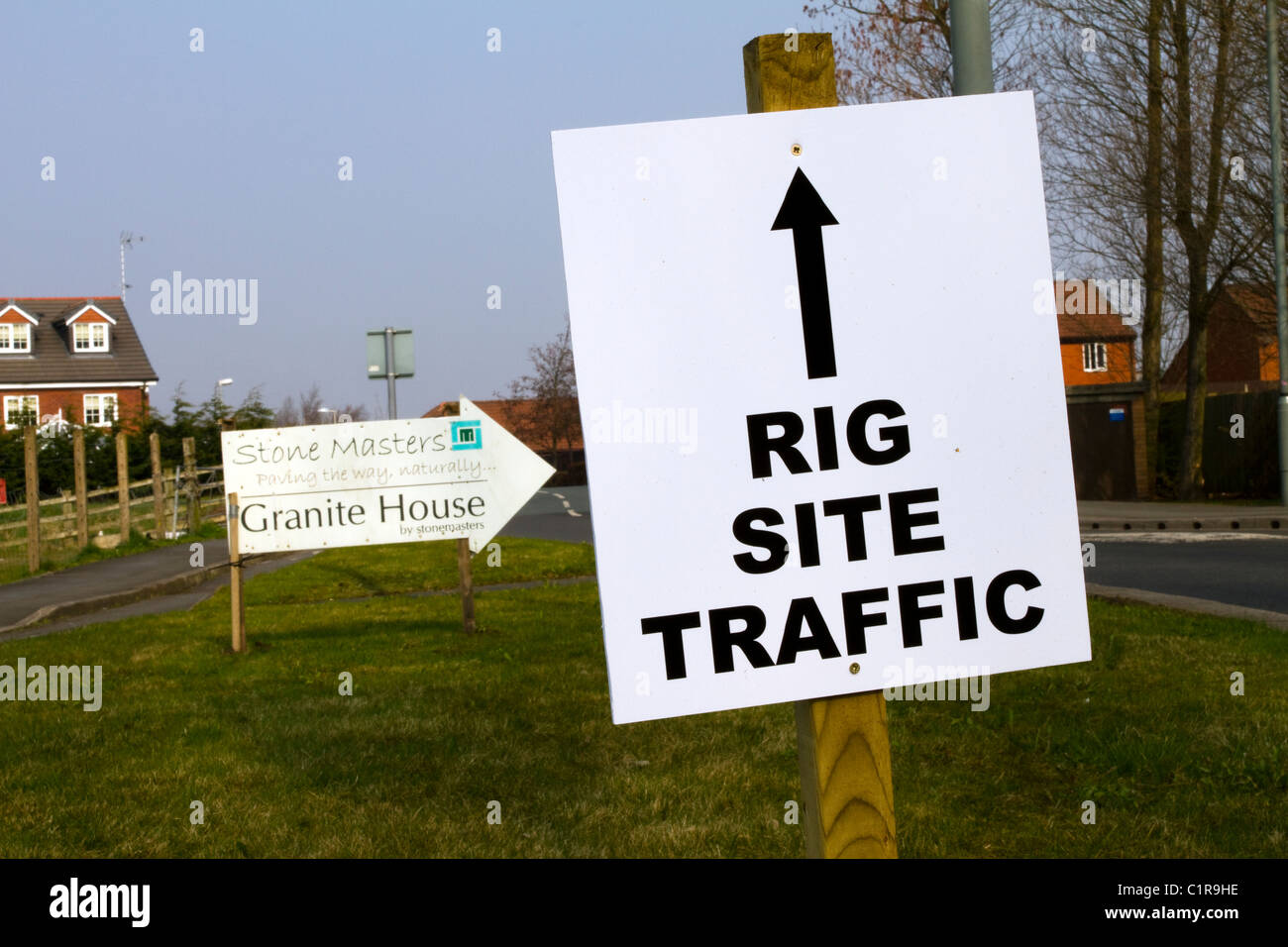 Website direktionale Route Verkehrszeichen für Caudrilla Ressourcen Shale Gas Bohrausrüstung in Becconsall, Southport, UK Stockfoto