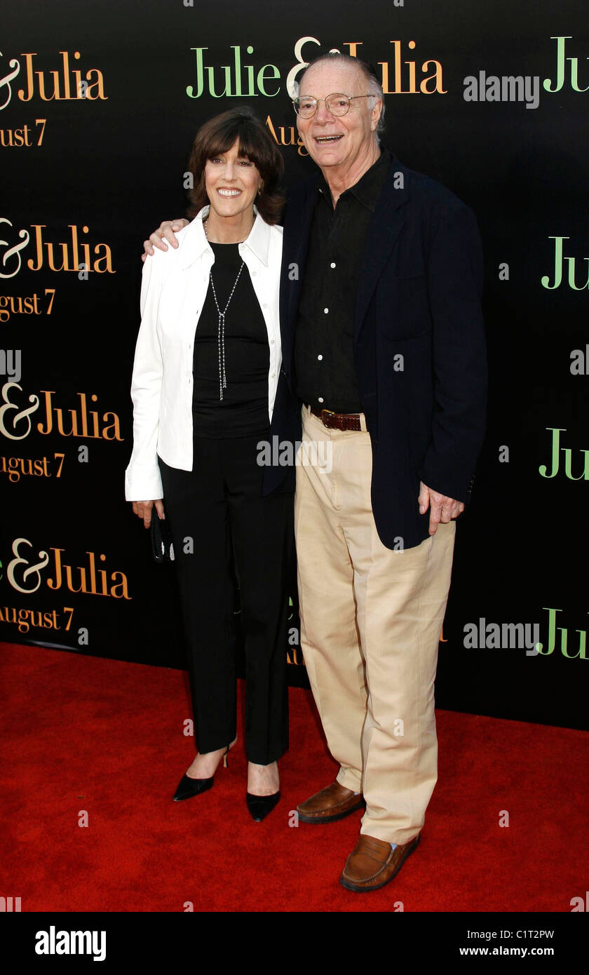 Regie Nora Ephron und Nicholas Pileggi Los Angeles Premiere von "Julie & Julia" statt im Mann Village Theater - Ankünfte Stockfoto