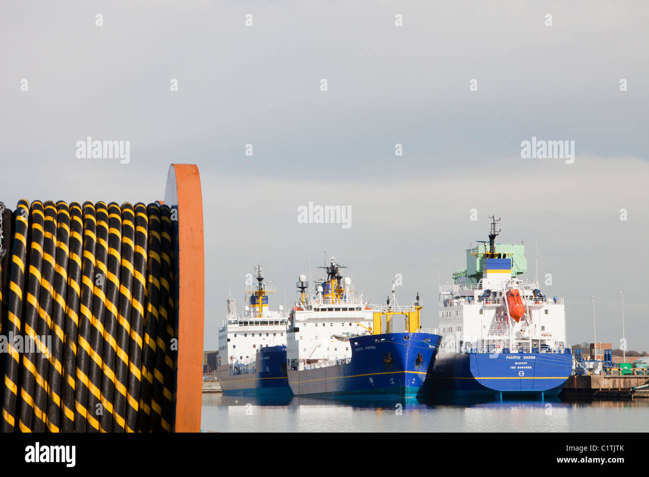 Unterwasser elektrische Verkabelung auf die Docks in Barrow in Furness, Cumbria für den Offshore-Windpark Walney. Stockfoto