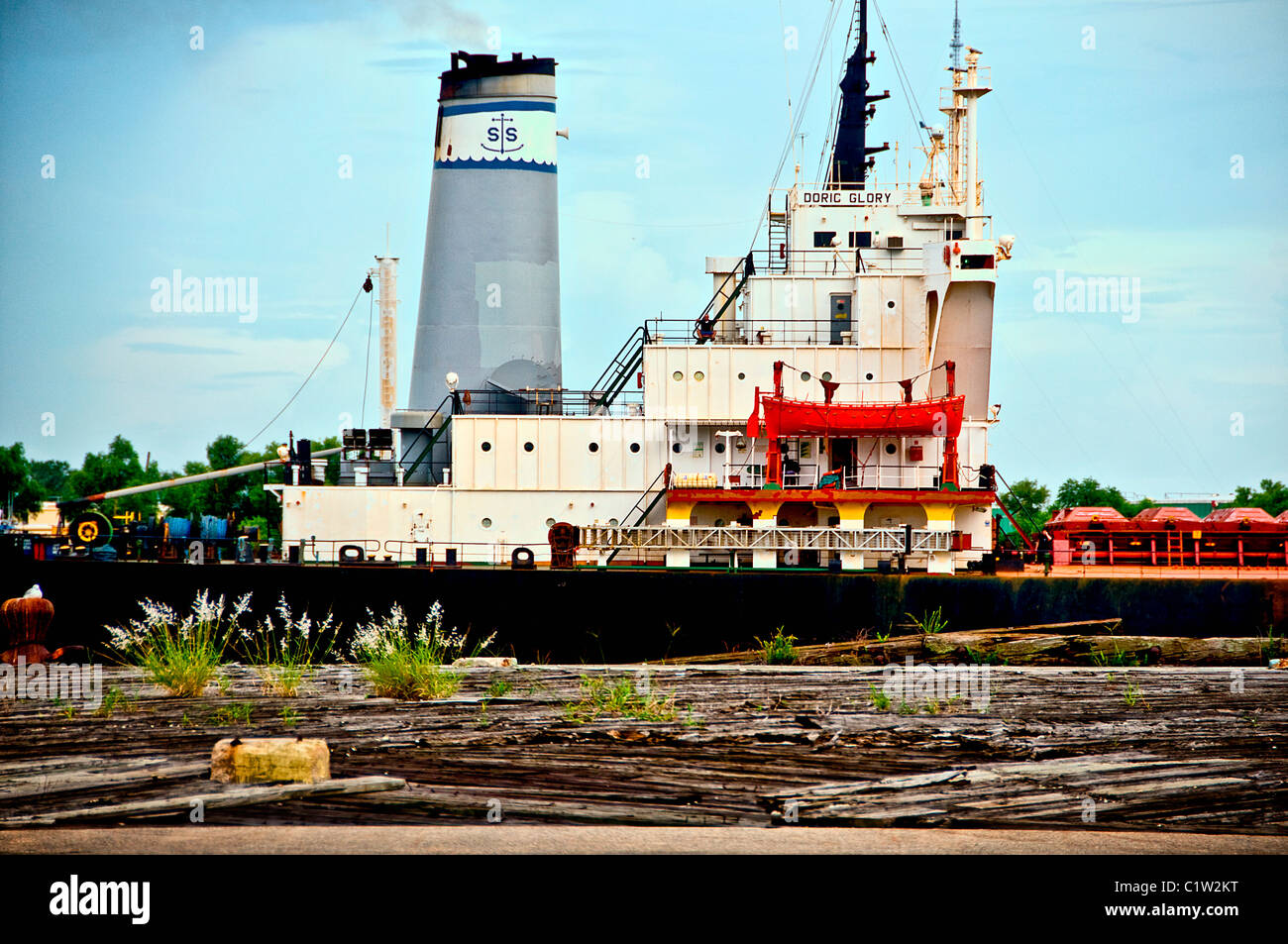 Kahn in einem Fluß, New-Orleans, Louisiana, USA Stockfoto