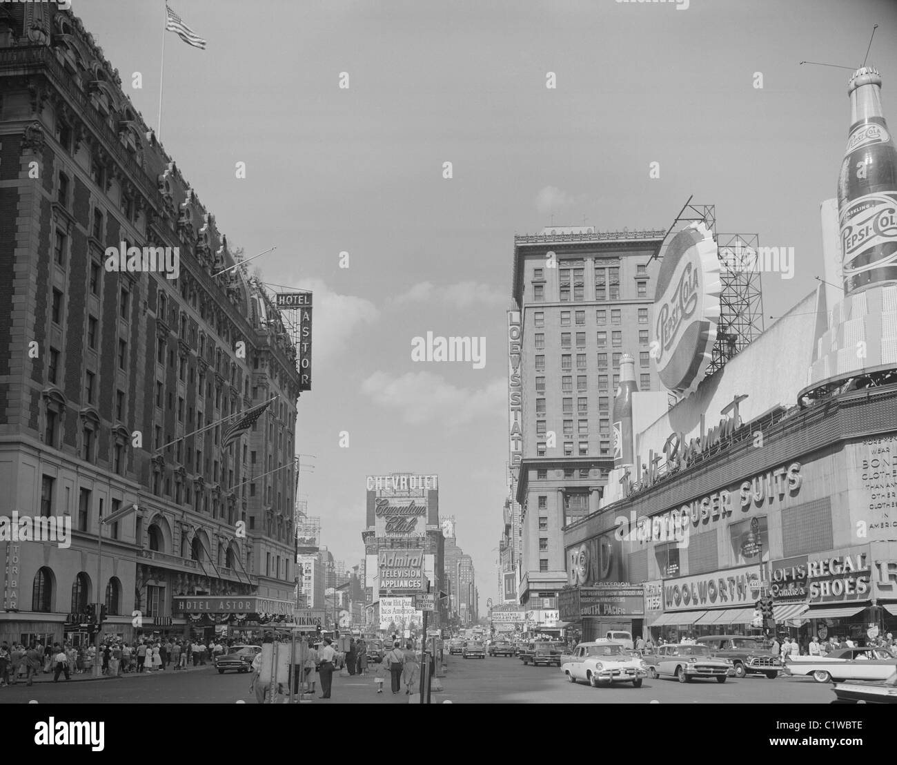 Gebäude entlang einer Straße, Times Square, Manhattan, New York City, New York, USA Stockfoto