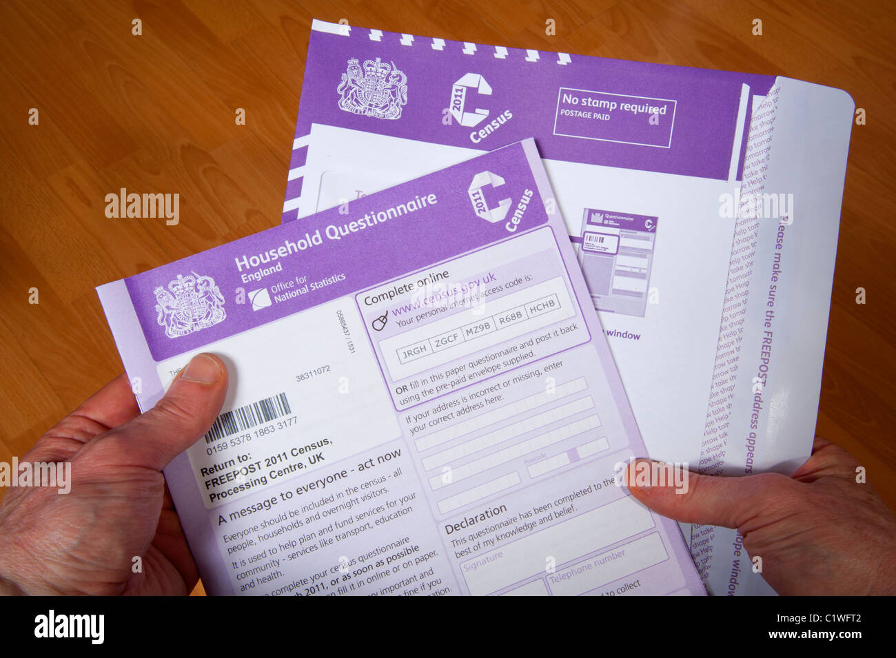 Person ausfüllen 2011 uk Regierung Zensus-Formular Stockfoto
