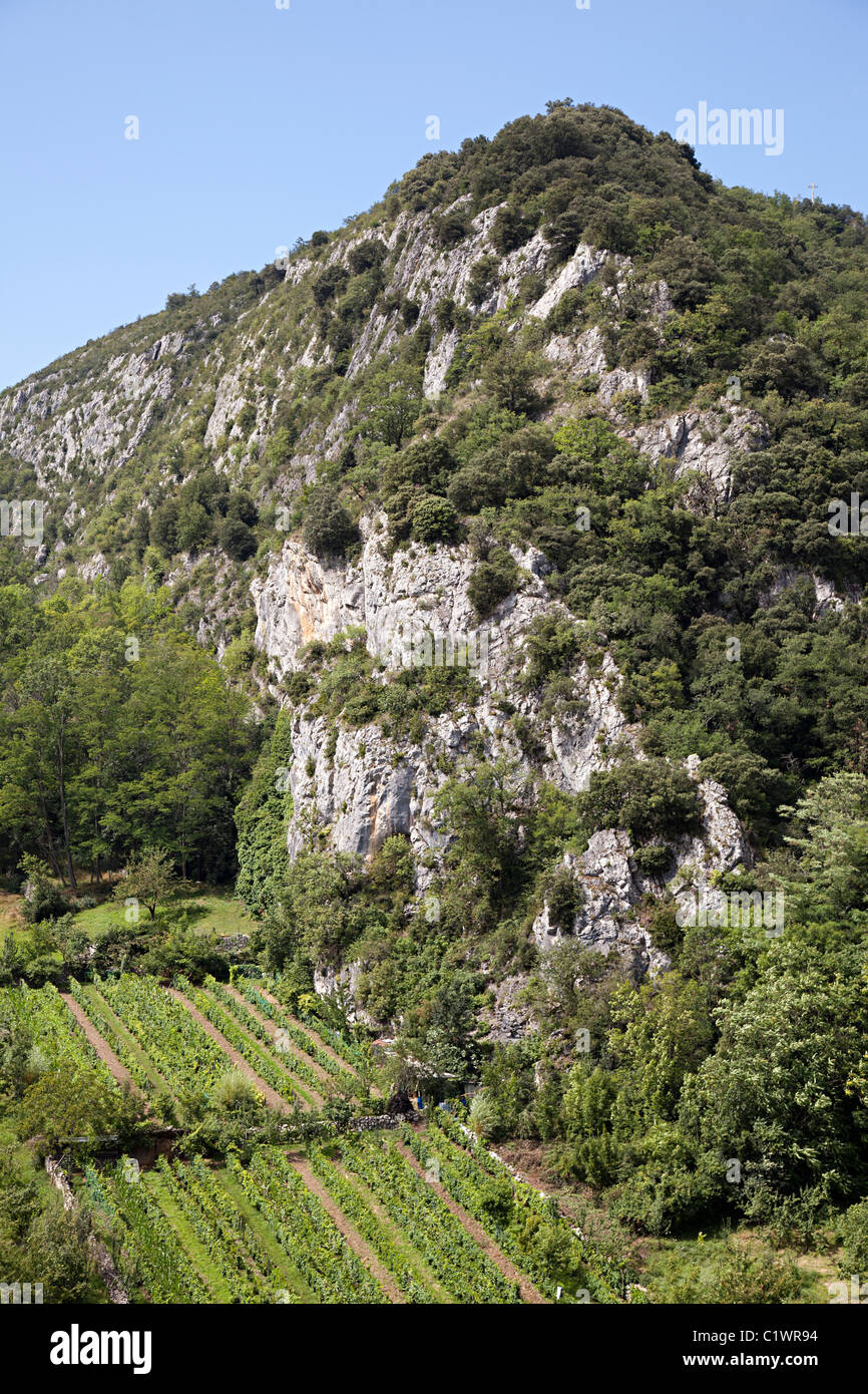 Le Saint Sauveur Berg Foix Departement Ariège-Frankreich Stockfoto