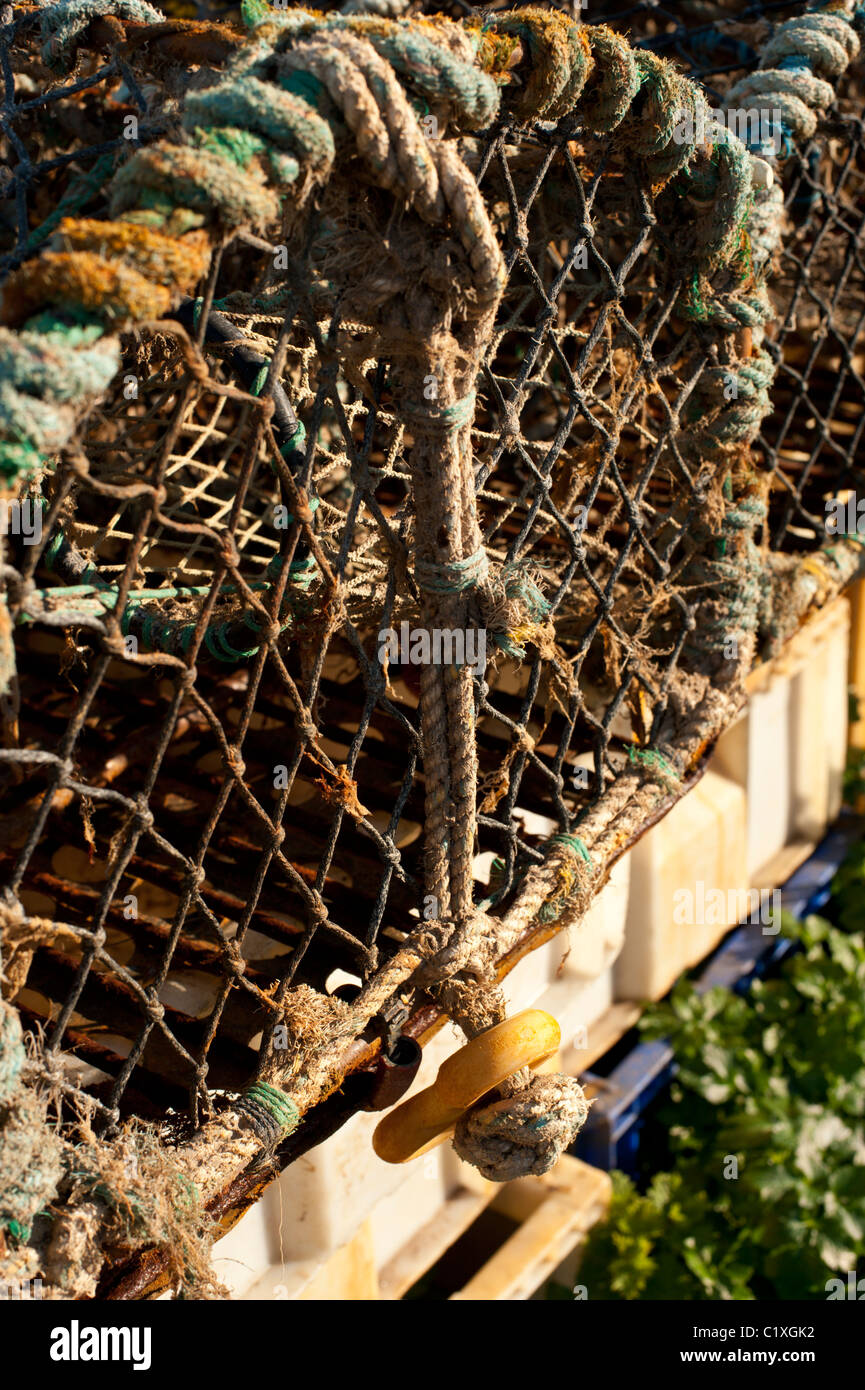 Details der Krabbe Töpfe in der Nebensaison in die Norfolk Overstrand, in der Nähe von Cromer, dienen für den Fang von Cromer Krabbe. Stockfoto