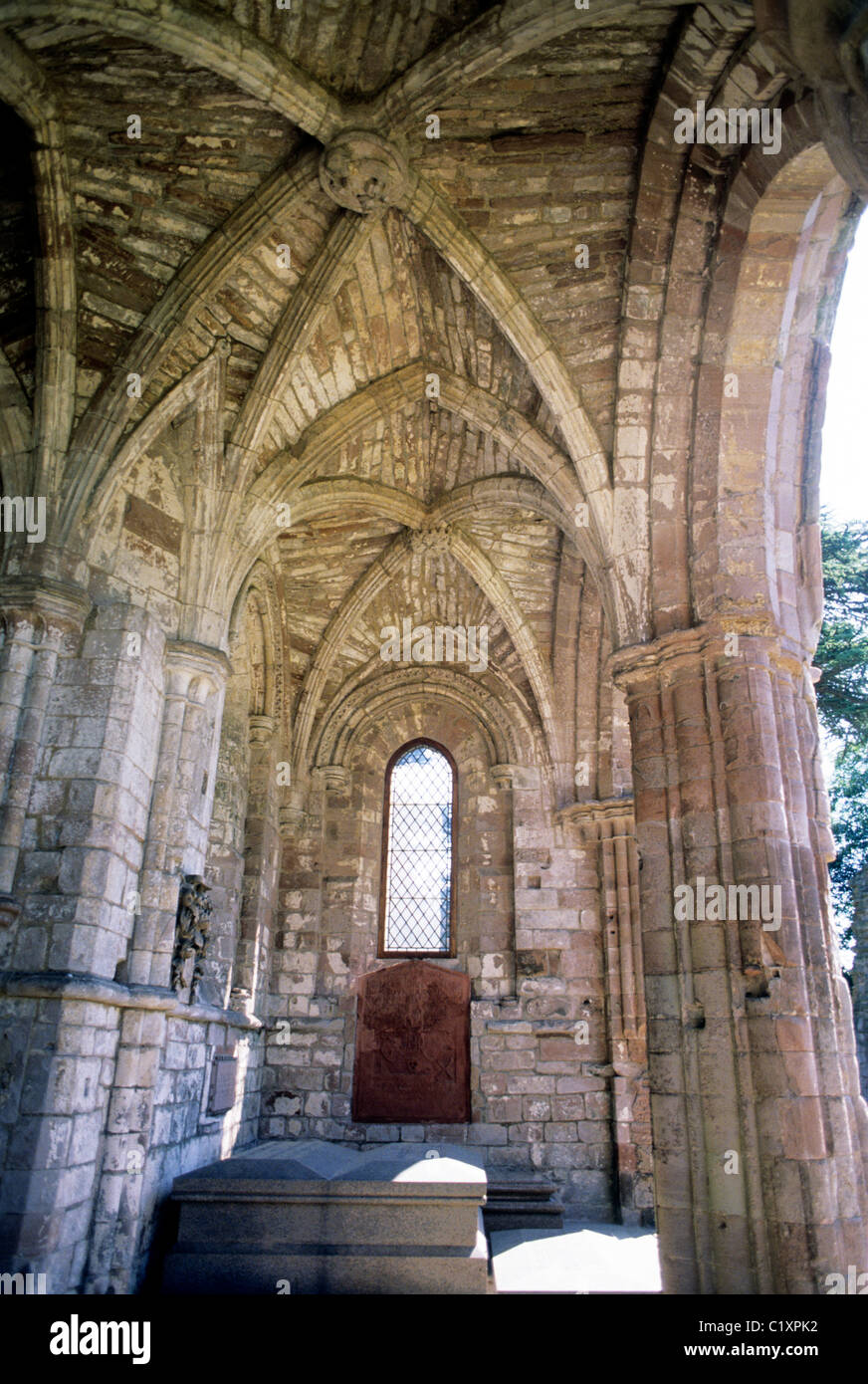 Dryburgh Abbey, Grab von Sir Walter Scott, Grenzen Region, Scotland Scottish mittelalterliche Abteien Gräber Gotik UK Stockfoto