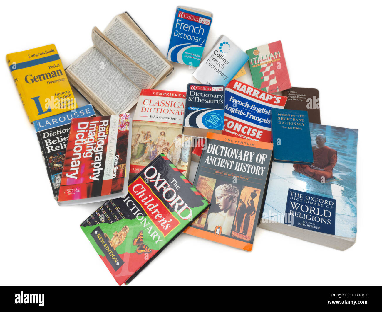 Einen Haufen Wörterbücher Englisch Französisch, Deutsch, Italienisch, Geschichte, Religion und Medizin Stockfoto