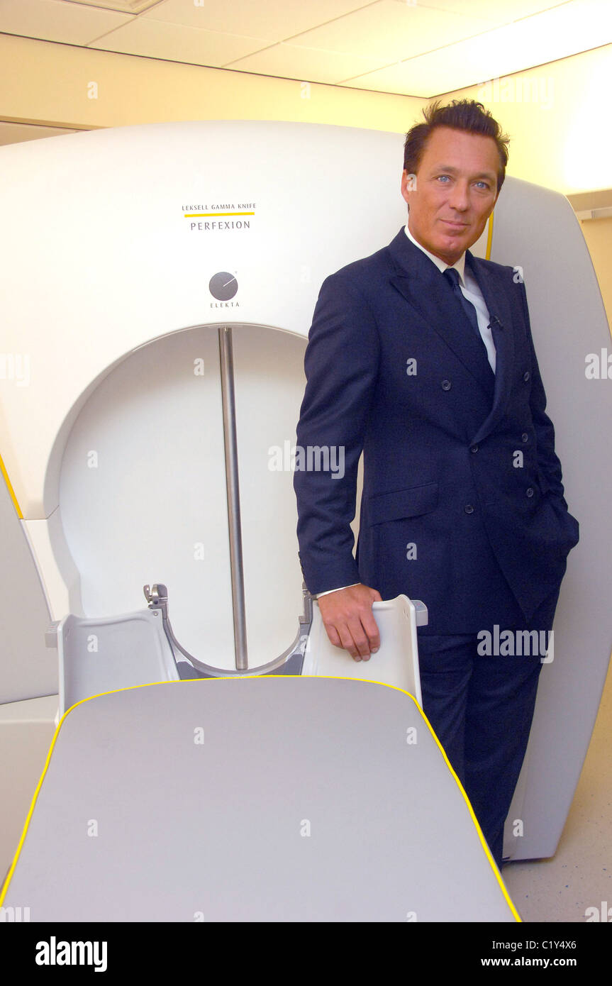 Martin Kemp The London Gamma Knife Zentrum wird offiziell am