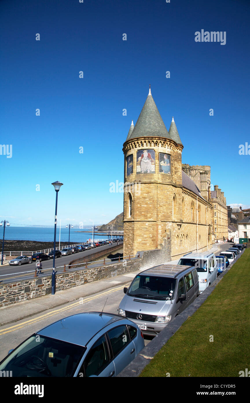 Blick in Richtung der alten College-Gebäude in Aberystwyth Wales UK Stockfoto