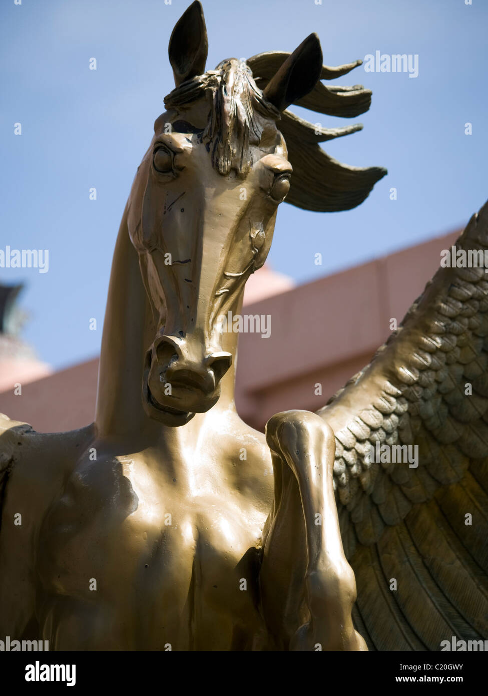 Statue eines geflügelten Pferdes Stockfoto