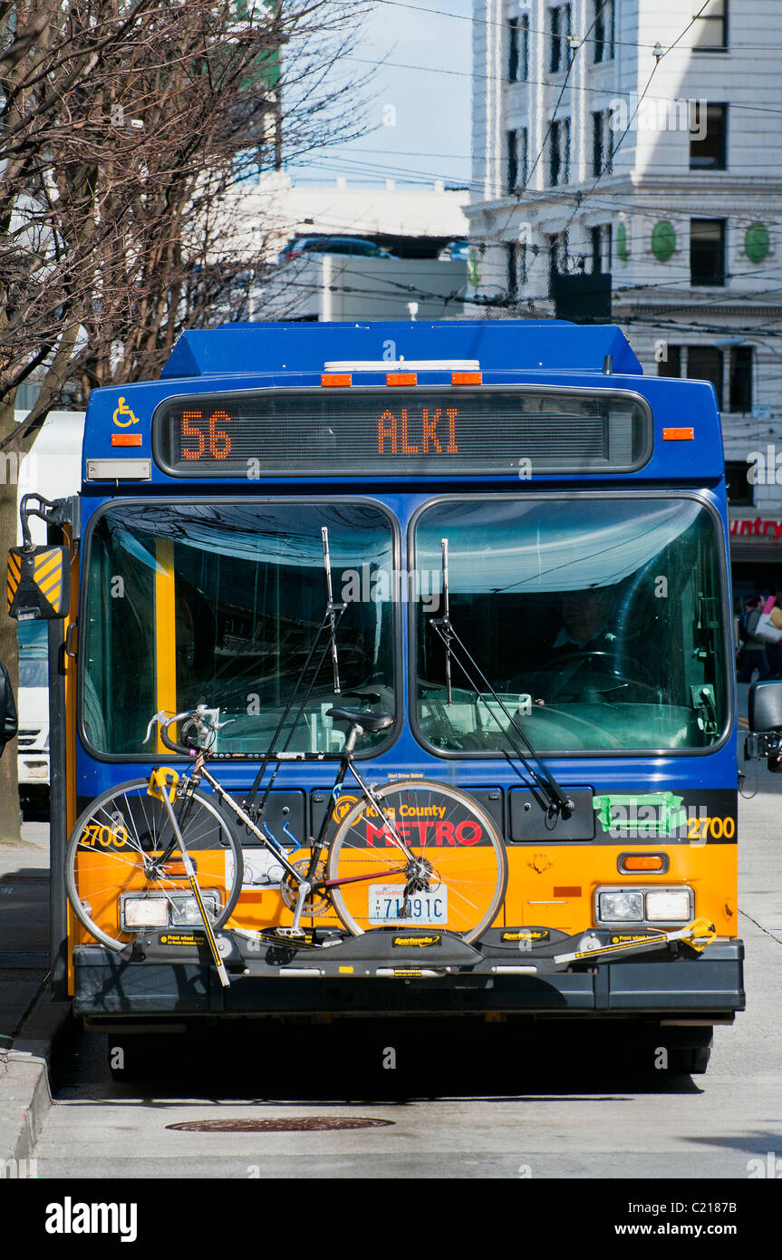 Linienbus mit Fahrradträger, Seattle, Washington, USA Stockfoto