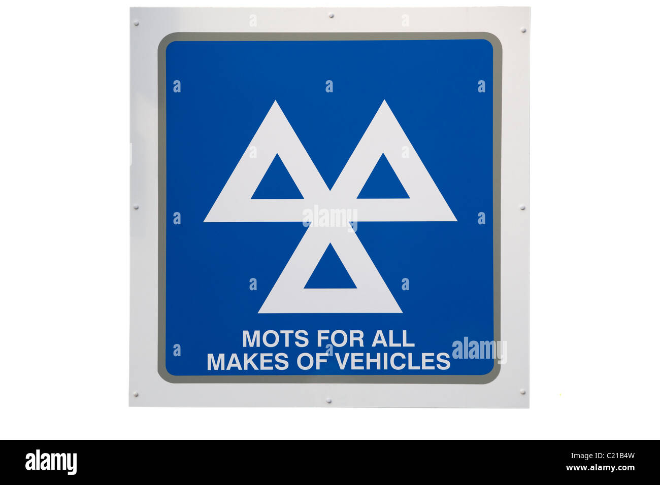 Schneiden Sie MOT / MOTs Zeichen / Logo in einer Garage, die auch ein Ministerium für Verkehr-Auto und Fahrzeug testen und Tankstelle. Stockfoto