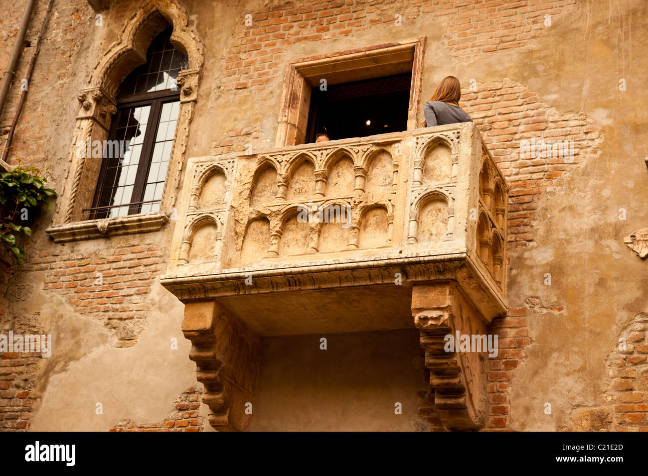 Balkon und Haus der Julia (Casa di Giulietta) in Verona Italien. Stockfoto