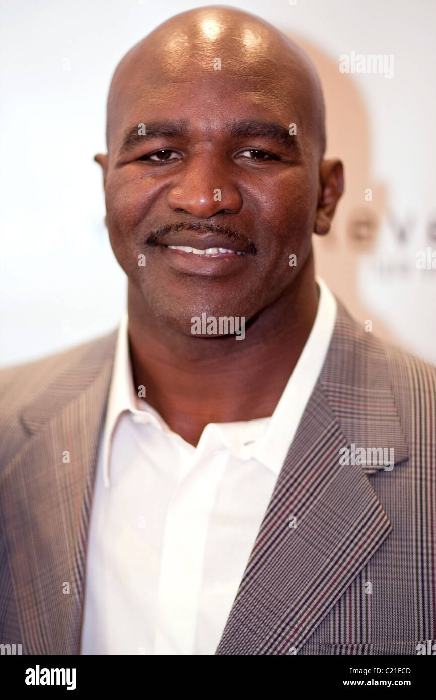Evander Holyfield bei der Enthüllung seiner bildenden Kunst Sammlung