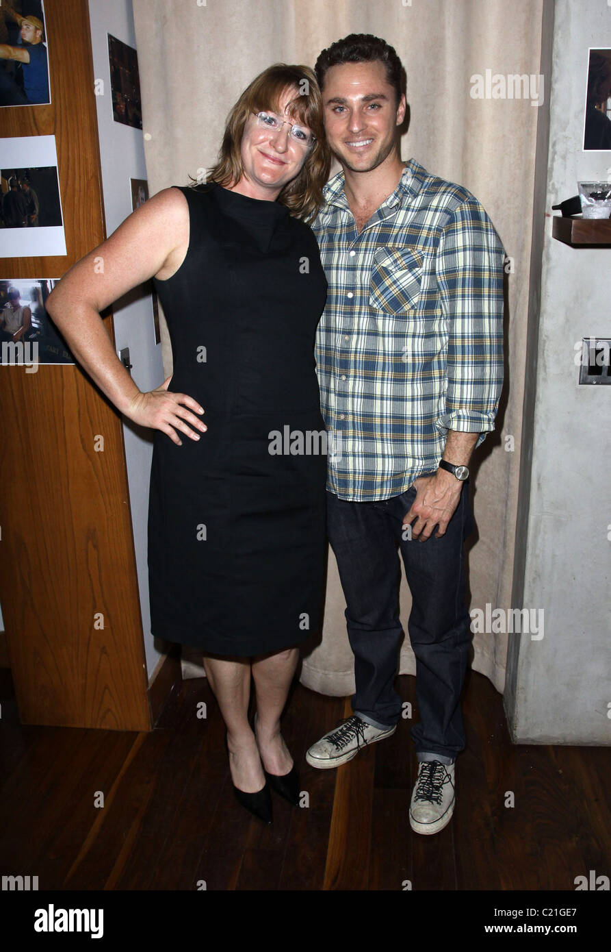 Produzenten Derek Magyar und Jenny Hinkley 