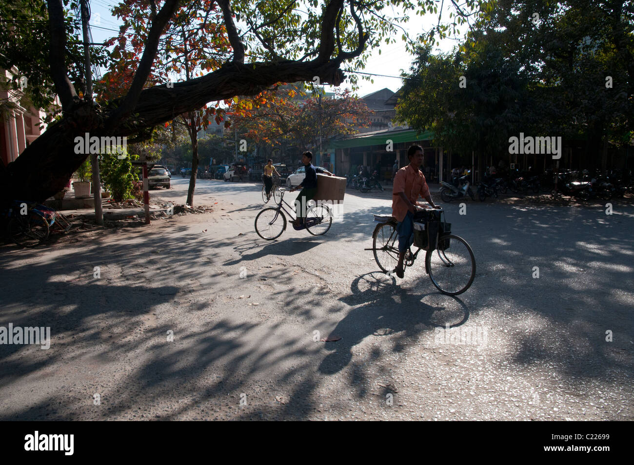 Fahrräder in den Straßen von Mandalay. Myanmar Stockfoto