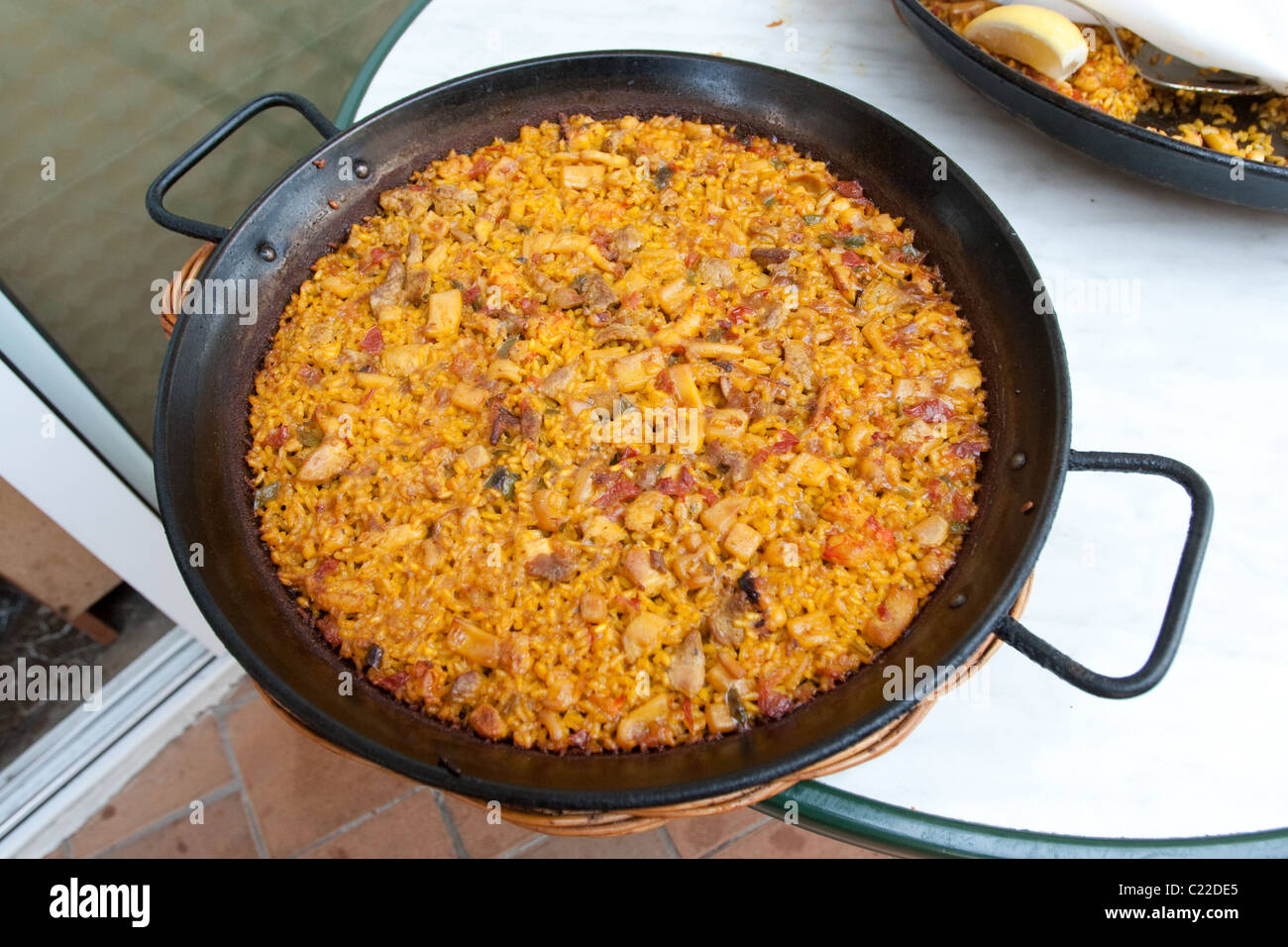 Paella-typisch spanische Küche-Aufstieg Stockfoto