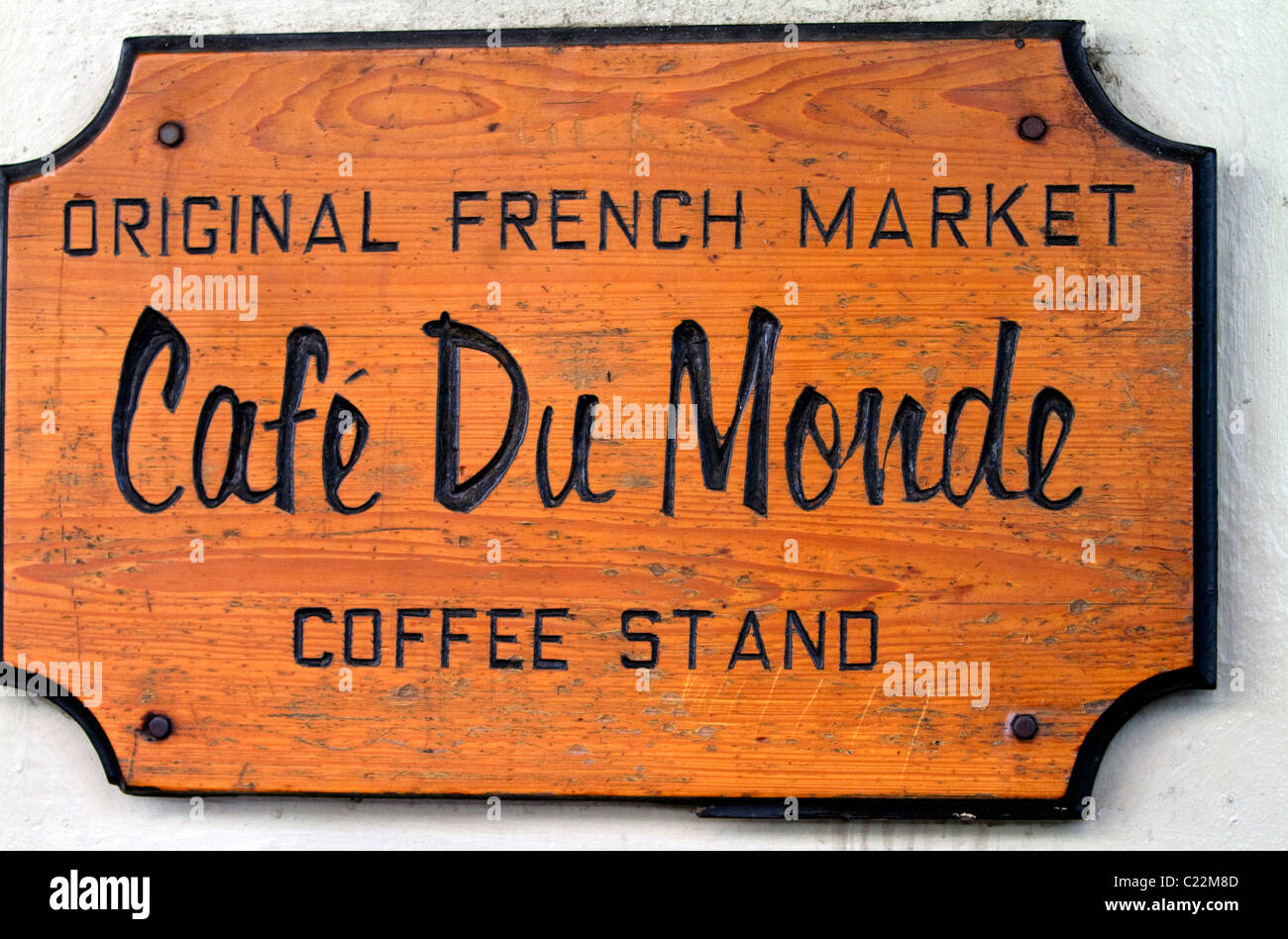 Cafe Du Monde im French Quarter von New Orleans, Louisiana, USA. Stockfoto