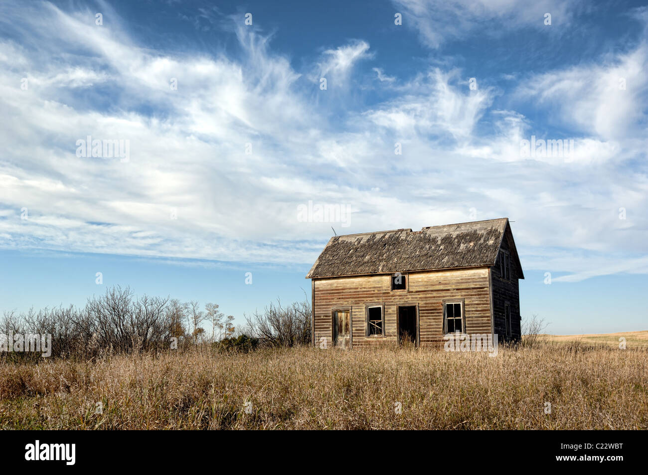 Einem verlassenen alten ländlichen Bauernhaus in Alberta, Kanada Stockfoto